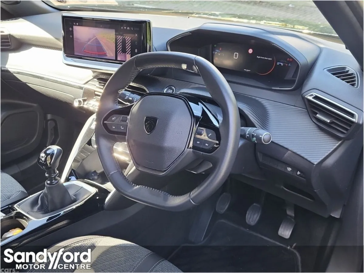 Peugeot 2008 MPV, Petrol, 2024, Black