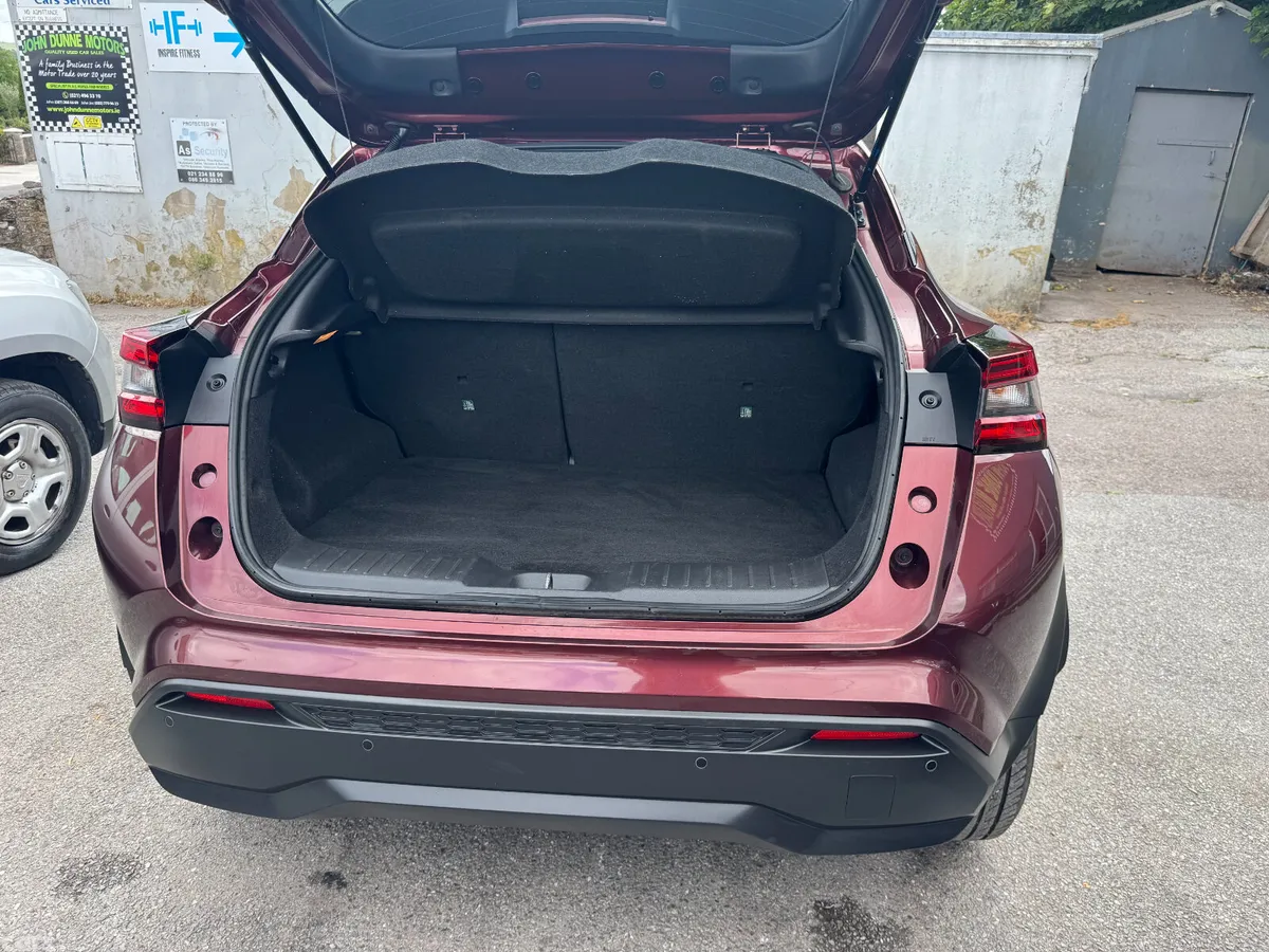 Nissan Juke SUV, Petrol, 2020, Red