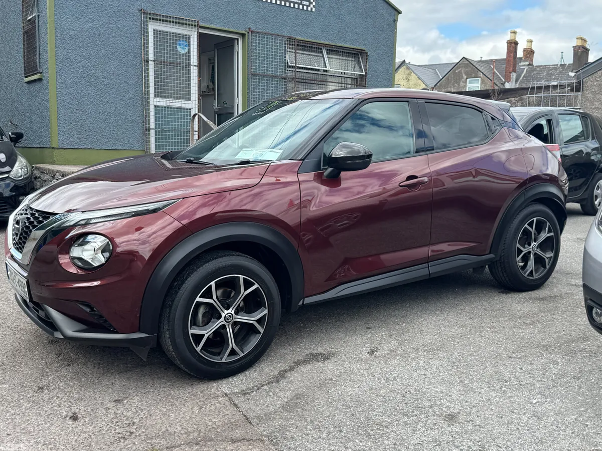 Nissan Juke SUV, Petrol, 2020, Red