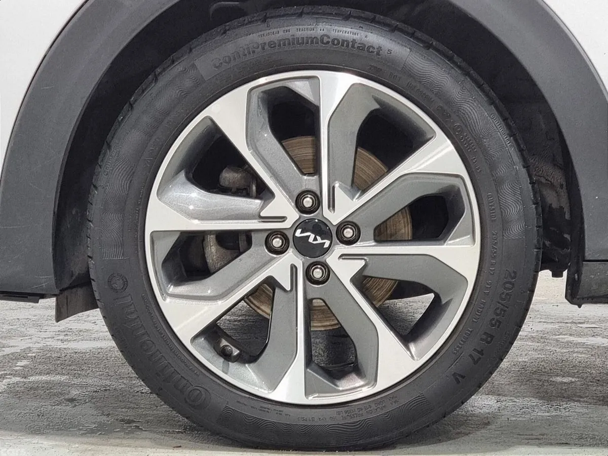 Kia Stonic Hatchback, Petrol Hybrid, 2025, Silver