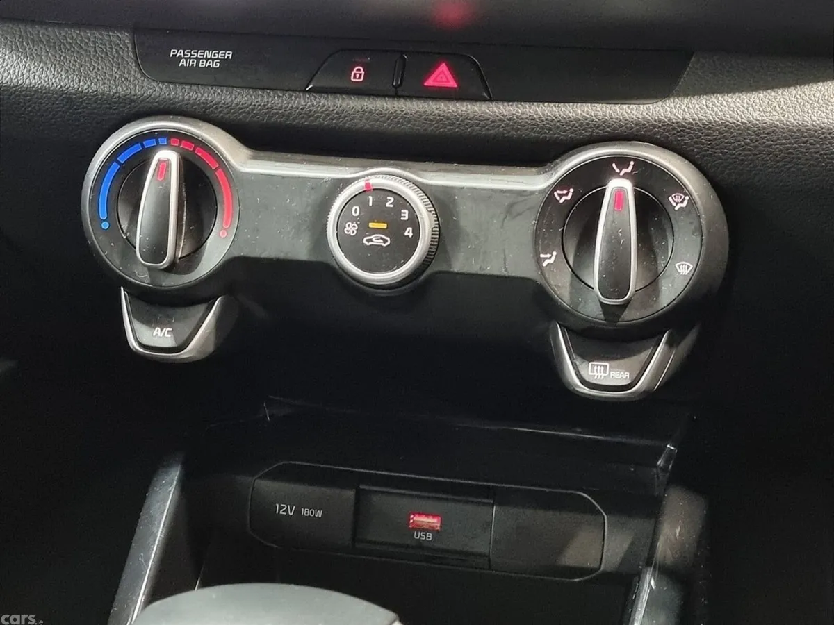 Kia Stonic Hatchback, Petrol Hybrid, 2025, Silver