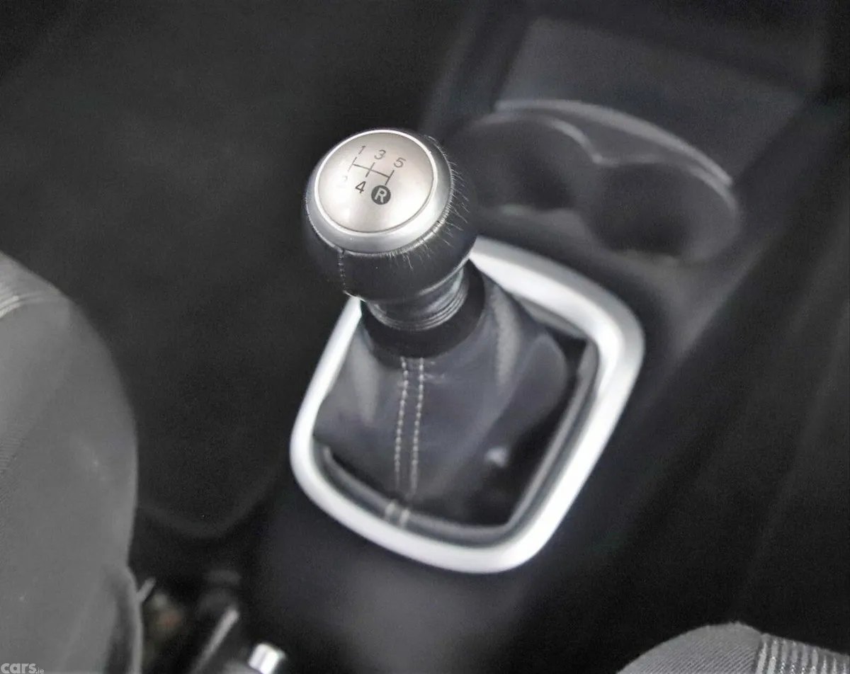 Toyota Yaris Hatchback, Petrol, 2016, Black