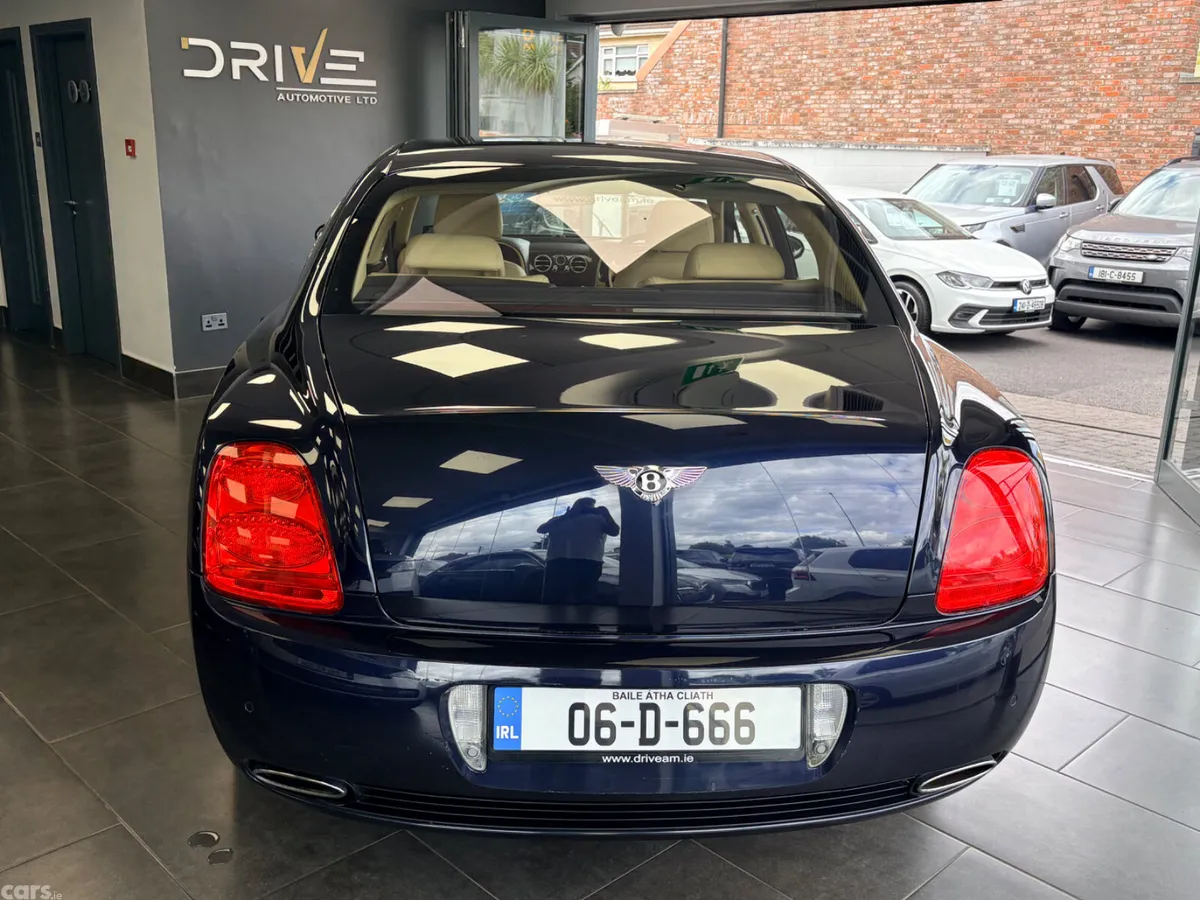 Bentley Flying Spur Saloon, Petrol, 2006, Blue
