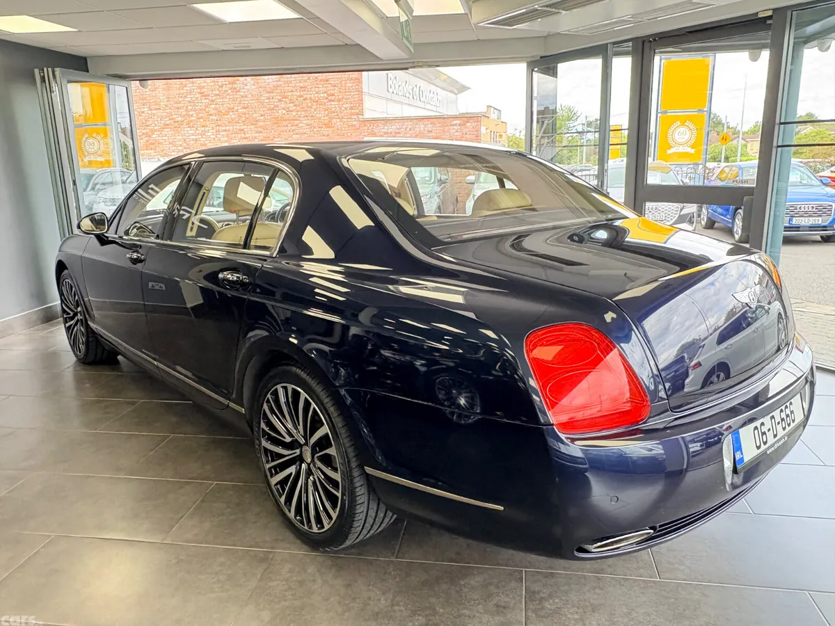 Bentley Flying Spur Saloon, Petrol, 2006, Blue