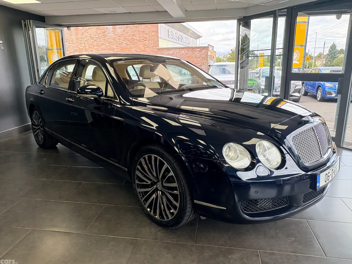 Bentley Flying Spur Saloon, Petrol, 2006, Blue