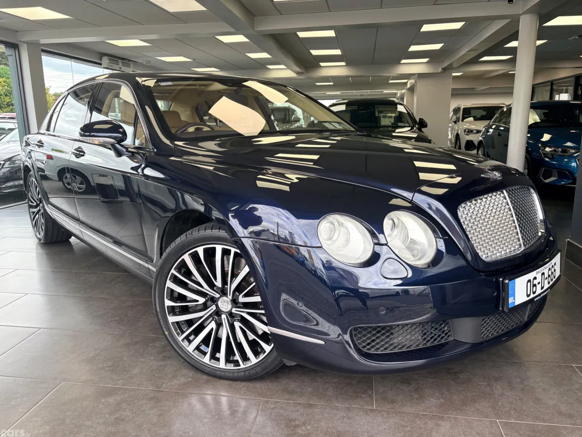 Bentley Flying Spur Saloon, Petrol, 2006, Blue