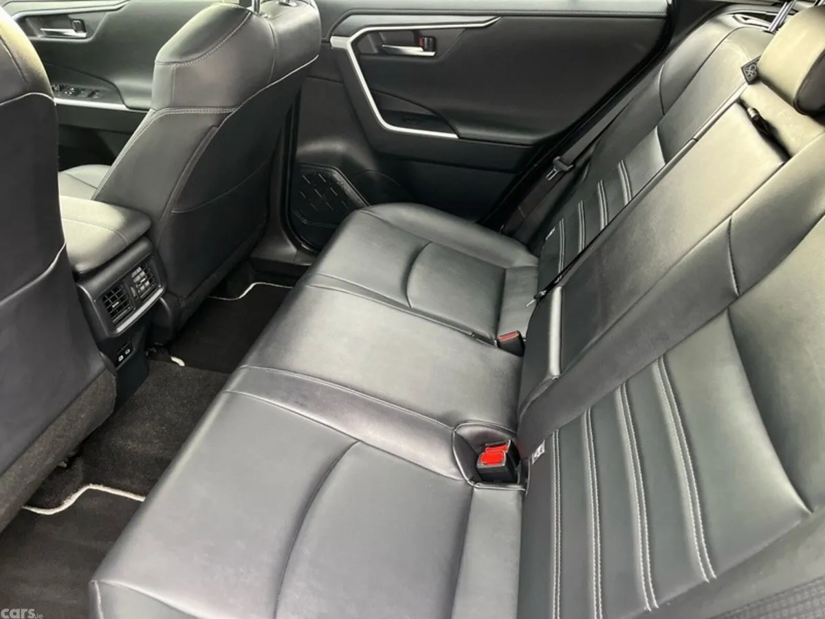 Toyota RAV4 SUV, Petrol Hybrid, 2024, Green