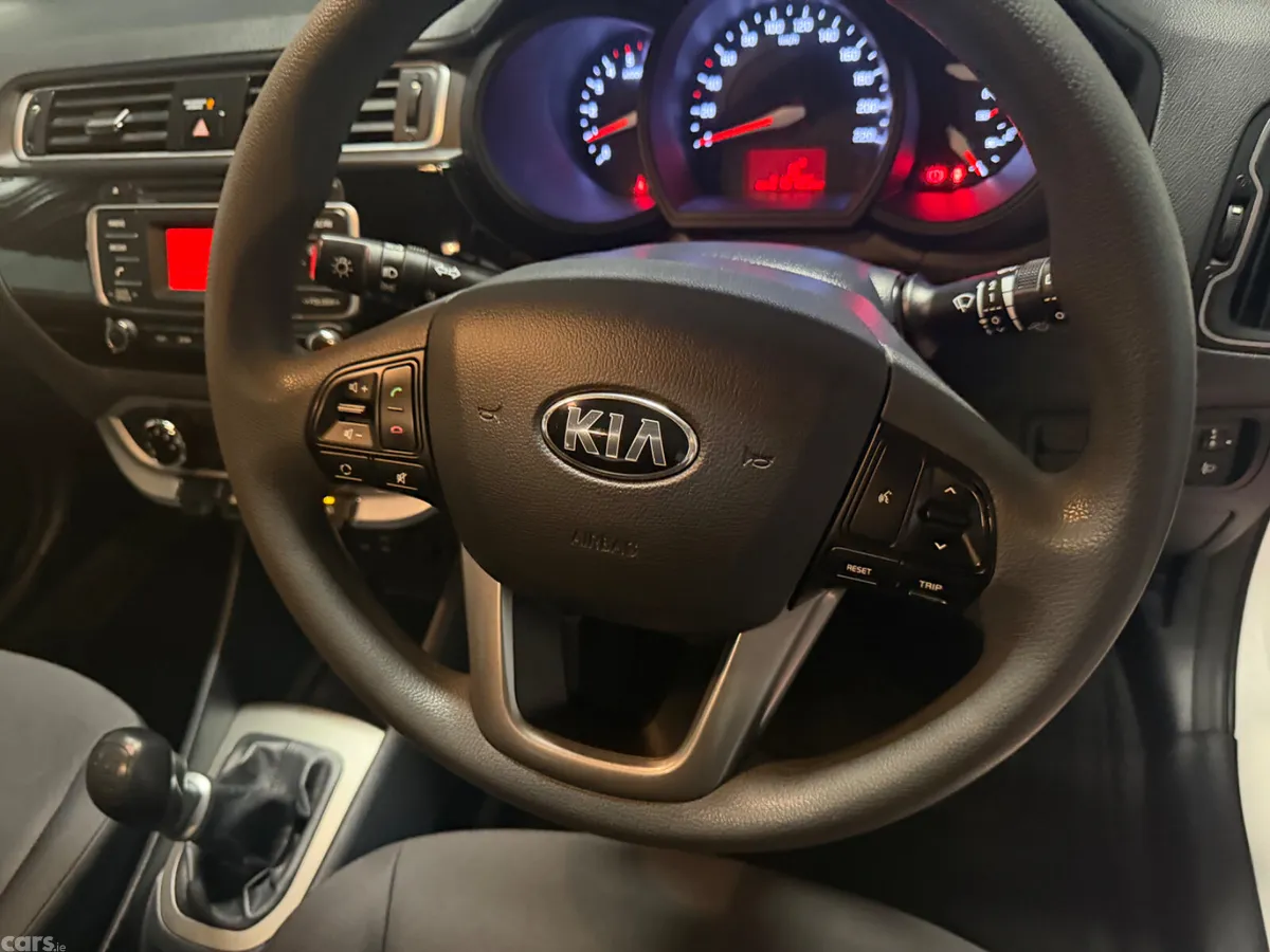 Kia Rio Hatchback, Diesel, 2016, White