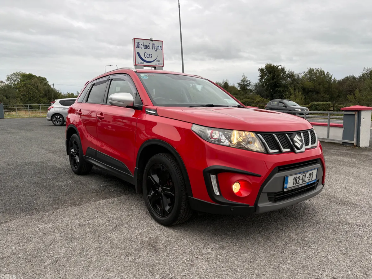 Suzuki Vitara SUV, Petrol, 2018, Red