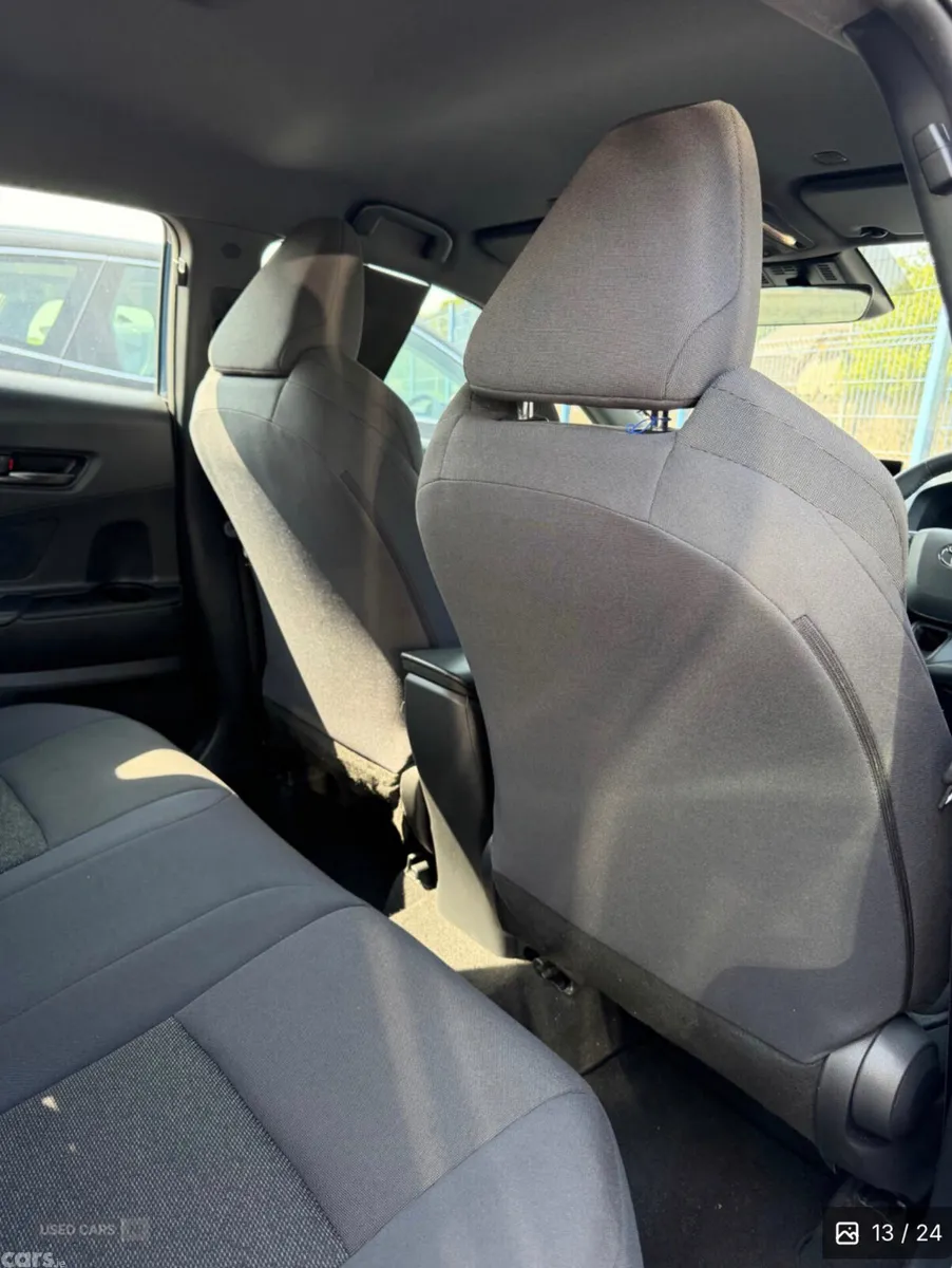 Toyota C-HR+ SUV, Petrol Hybrid, 2024, Blue