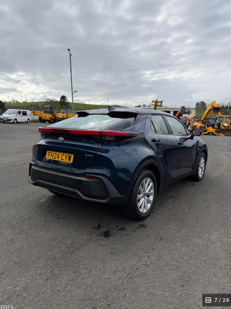 Toyota C-HR+ SUV, Petrol Hybrid, 2024, Blue