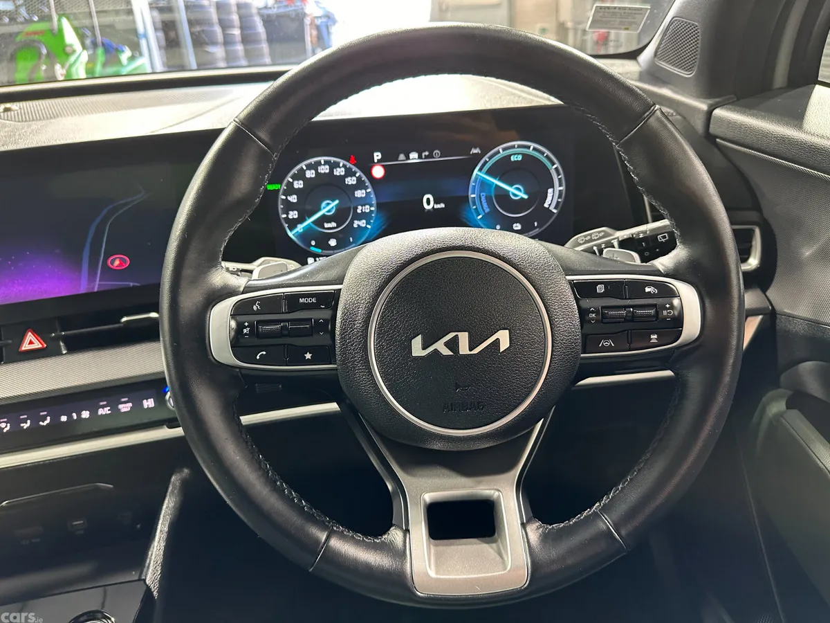 Kia Sportage SUV, Petrol Hybrid, 2024, Grey