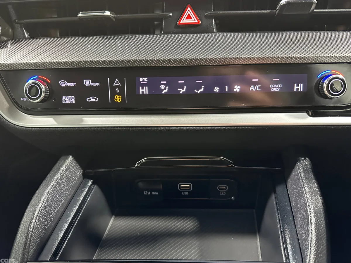 Kia Sportage SUV, Petrol Hybrid, 2024, Grey