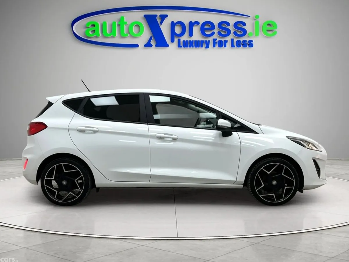 Ford Fiesta Hatchback, Petrol, 2019, White