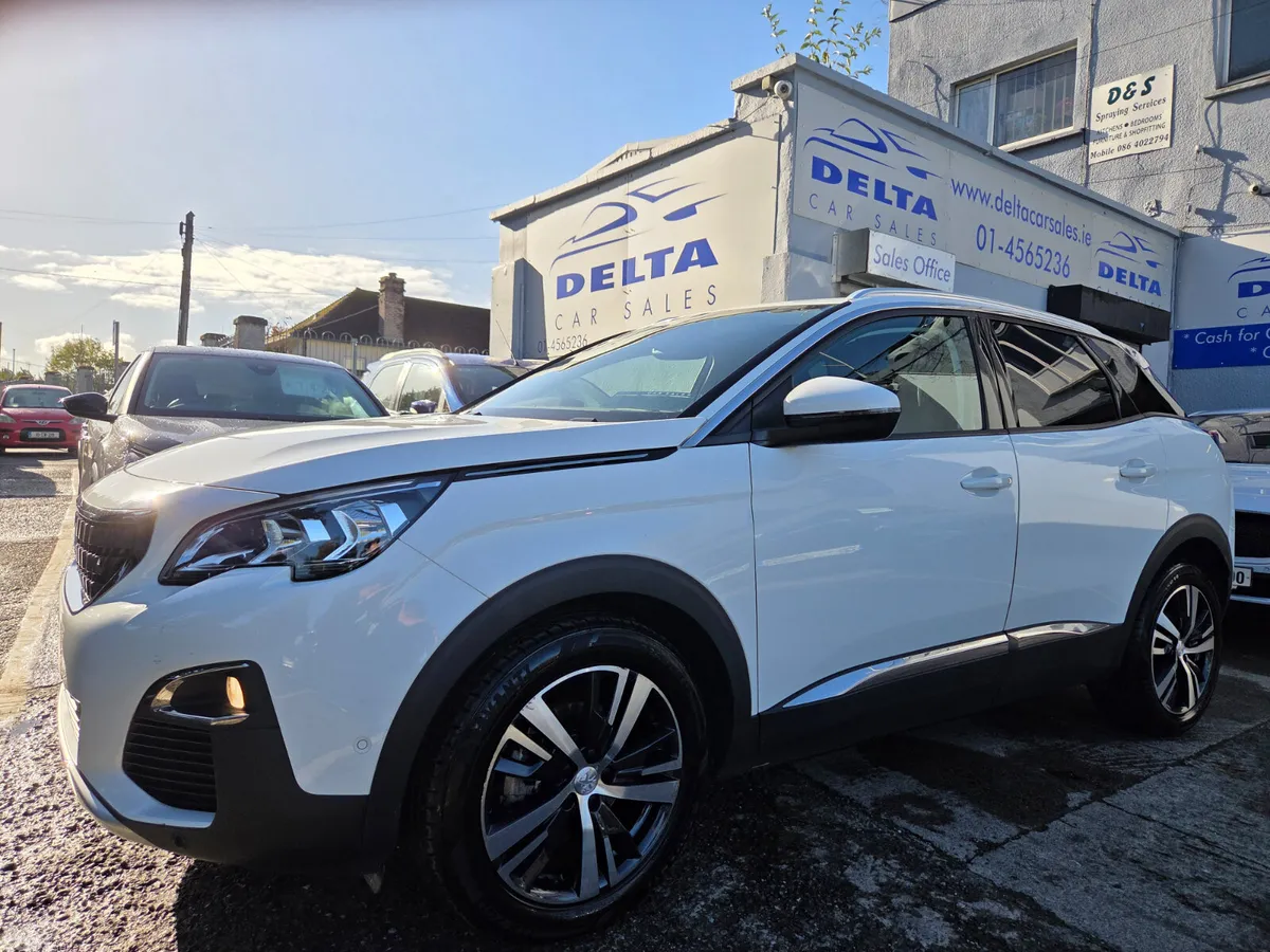 Peugeot 3008 MPV, Petrol, 2018, White
