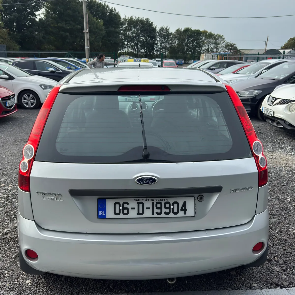 Ford Fiesta Hatchback, Petrol, 2006, Silver