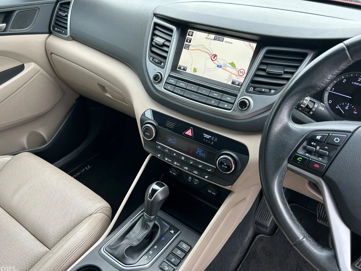 Hyundai Tucson SUV, Diesel, 2017, Red
