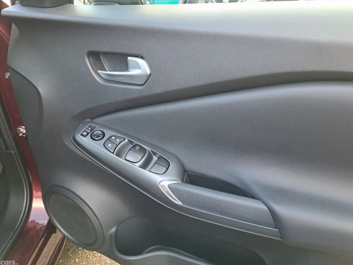 Nissan Juke SUV, Petrol Hybrid, 2026, Red