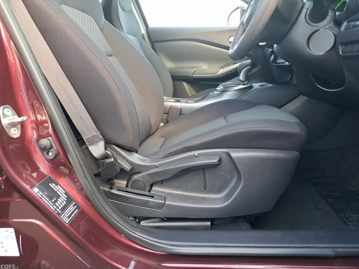 Nissan Juke SUV, Petrol Hybrid, 2026, Red