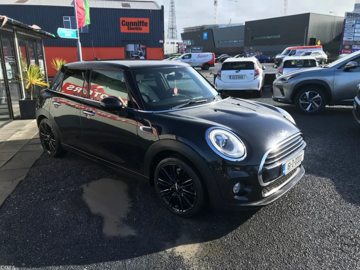 Mini Cooper Hatchback, Petrol, 2016, Black