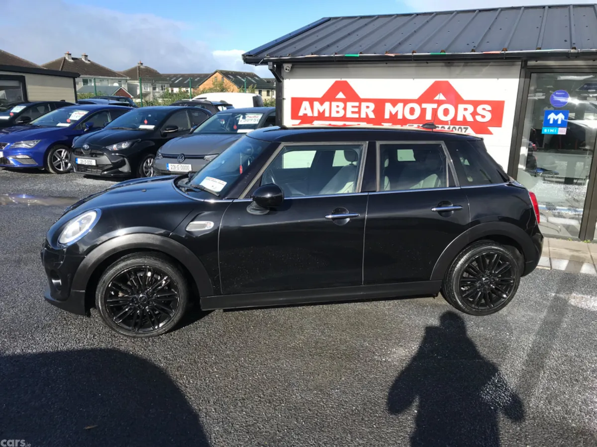Mini Cooper Hatchback, Petrol, 2016, Black