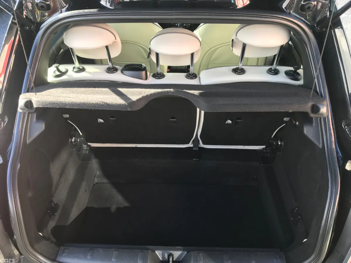 Mini Cooper Hatchback, Petrol, 2016, Black