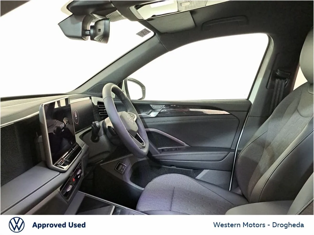 Volkswagen Tiguan SUV, Petrol Plug-in Hybrid, 2026, White