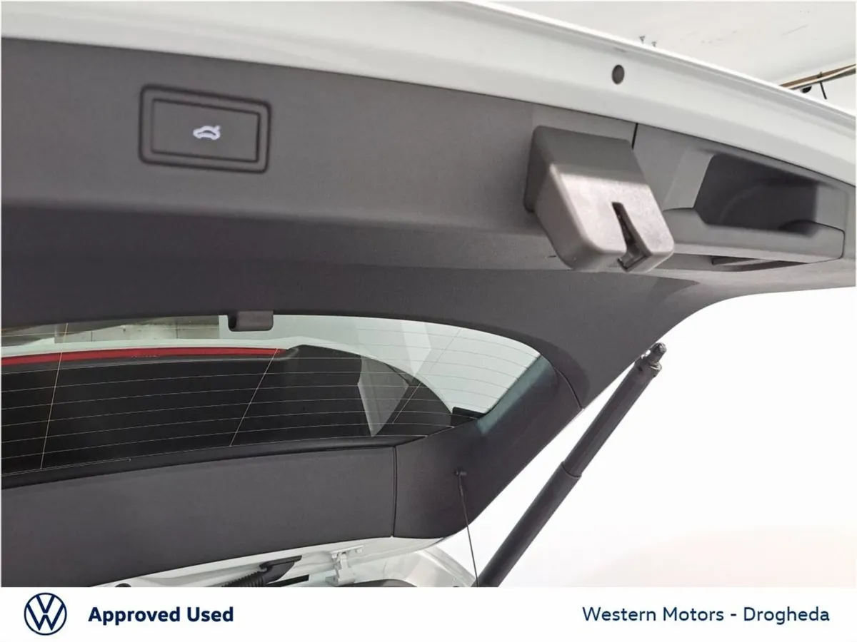 Volkswagen Tiguan SUV, Petrol Plug-in Hybrid, 2026, White