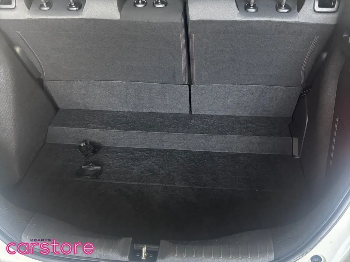 Honda Fit Hatchback, Petrol Hybrid, 2023, White
