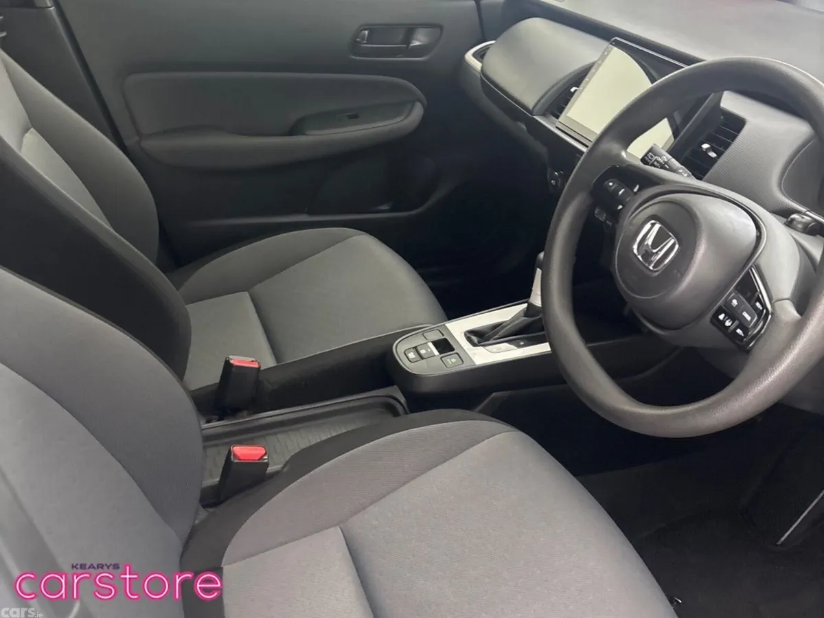 Honda Fit Hatchback, Petrol Hybrid, 2023, White