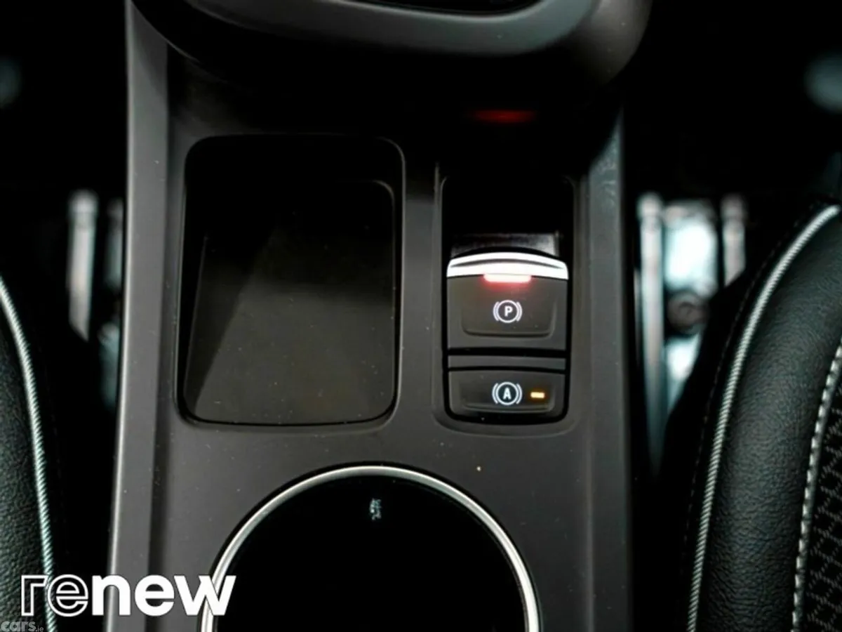 Renault Arkana Hatchback, Petrol, 2022, Blue