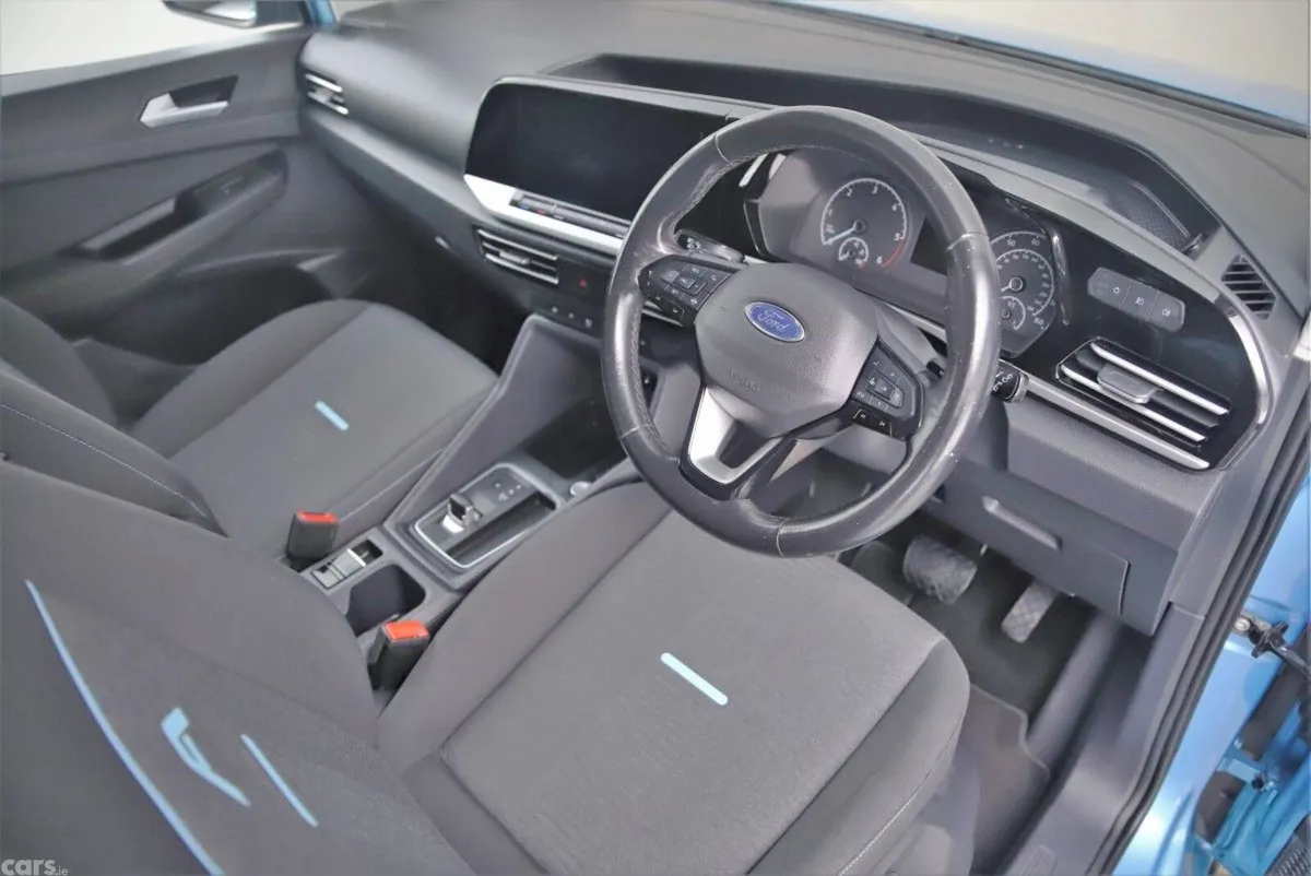 Ford Tourneo Connect MPV, Diesel, 2023, Blue
