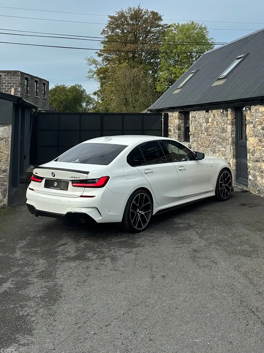BMW 3-Series Saloon, Diesel, 2019, White