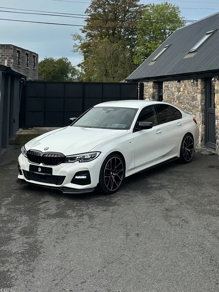 BMW 3-Series Saloon, Diesel, 2019, White