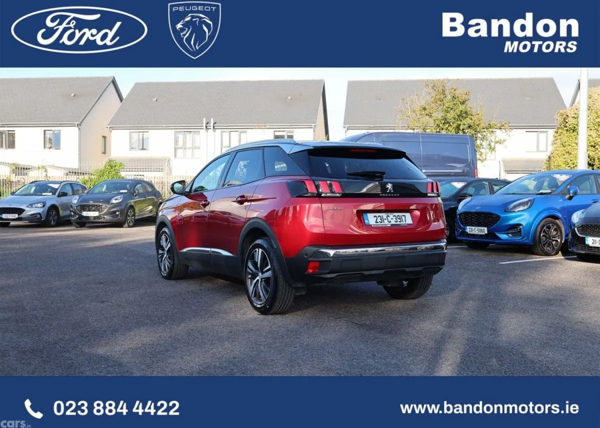 Peugeot 3008 MPV, Diesel, 2023, Red