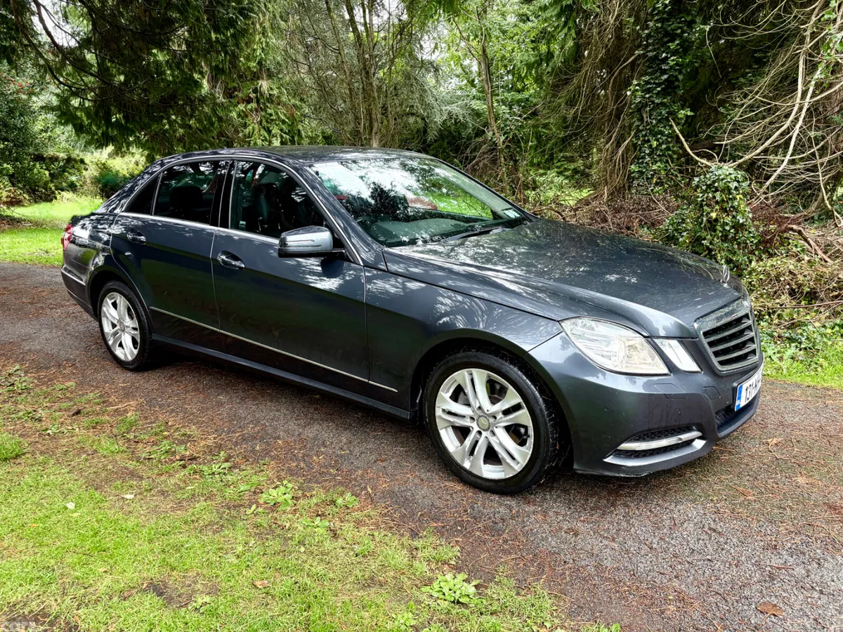 Mercedes-Benz E-Class Saloon, Diesel, 2013, Grey