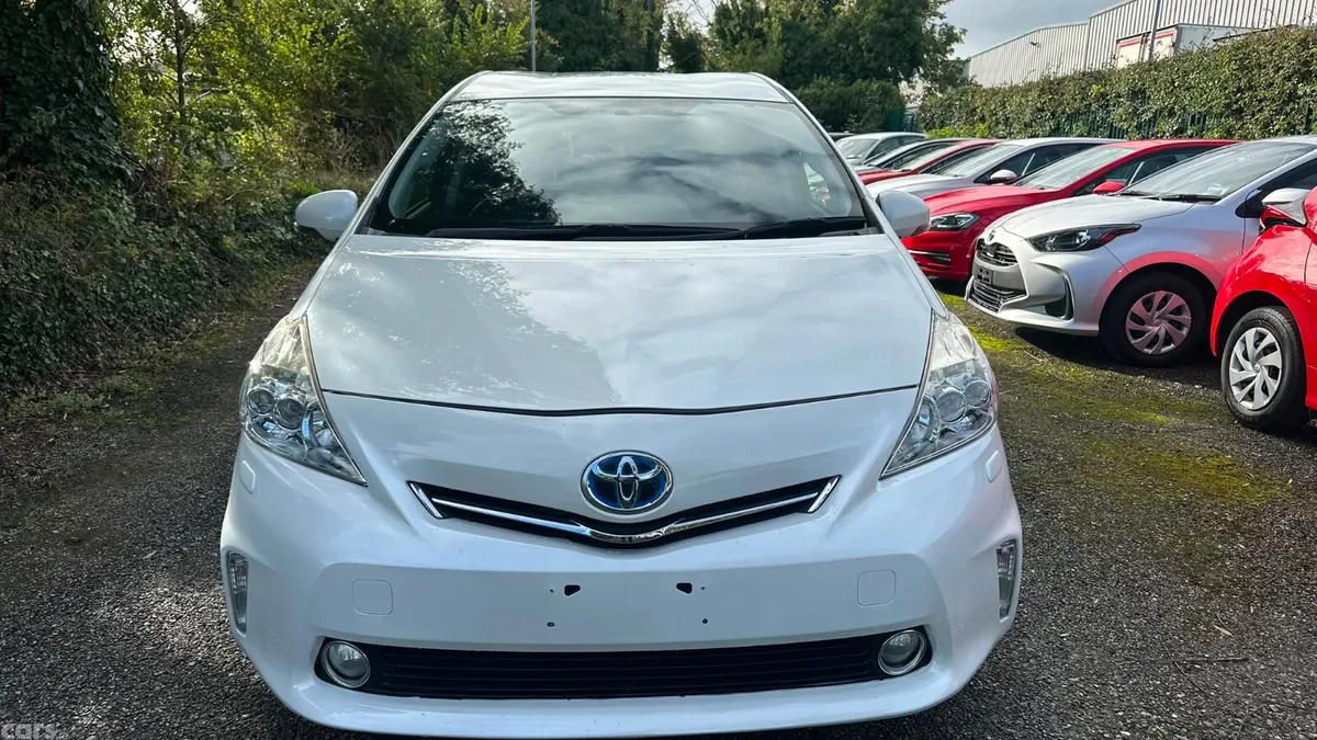 Toyota Prius Estate, Petrol Hybrid, 2015, White