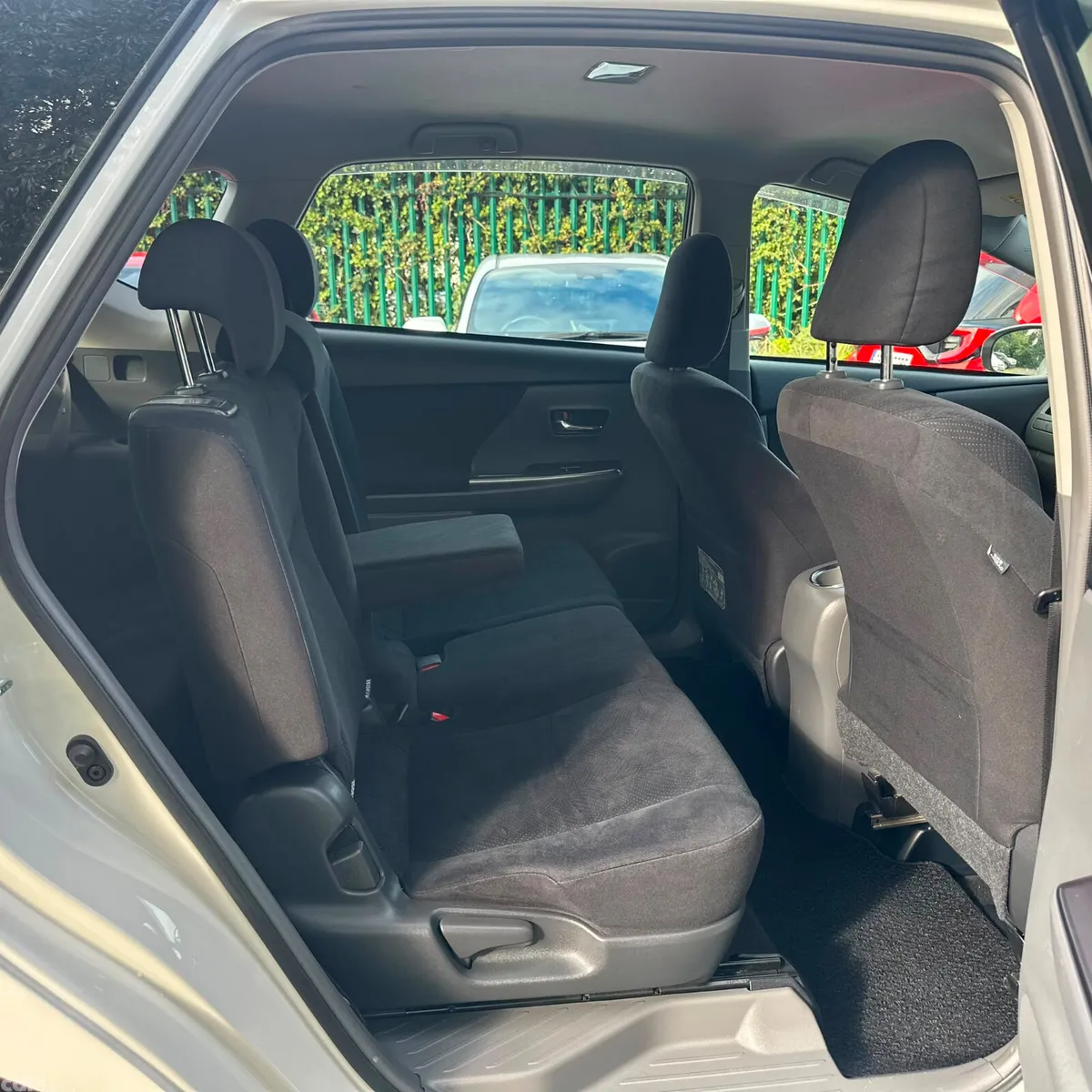 Toyota Prius Estate, Petrol Hybrid, 2015, White