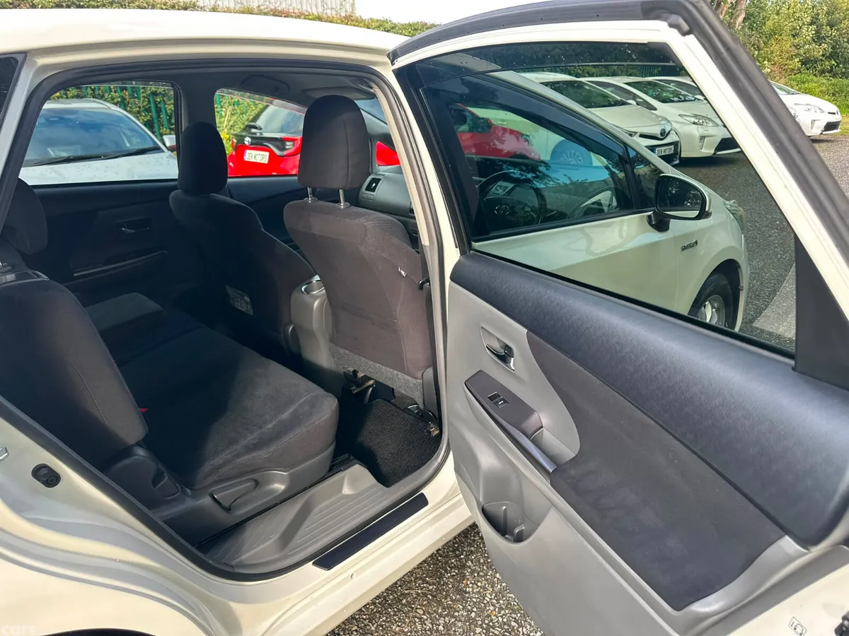 Toyota Prius Estate, Petrol Hybrid, 2015, White