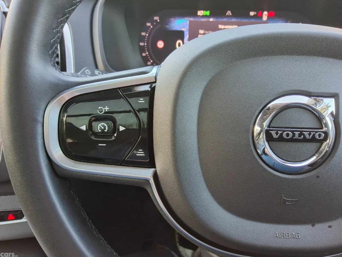 Volvo XC90 SUV, Petrol Plug-in Hybrid, 2024, Silver
