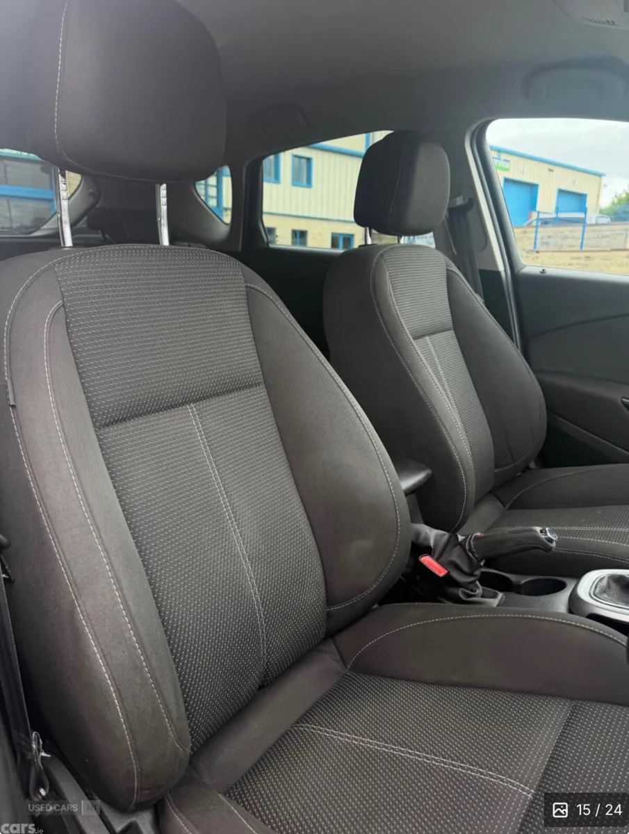 Vauxhall Astra Hatchback, Petrol, 2015, Grey