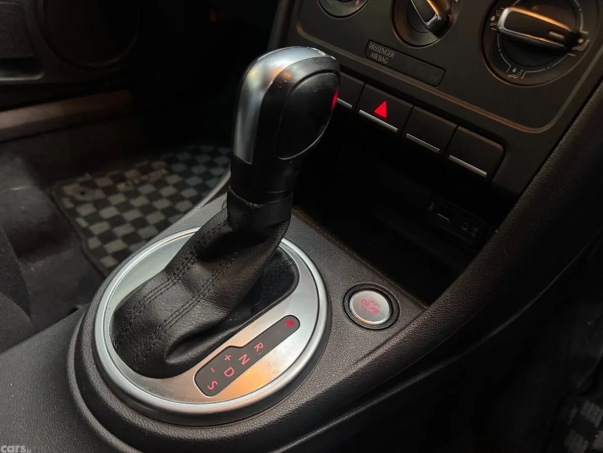 Volkswagen Beetle Hatchback, Petrol, 2019, Black
