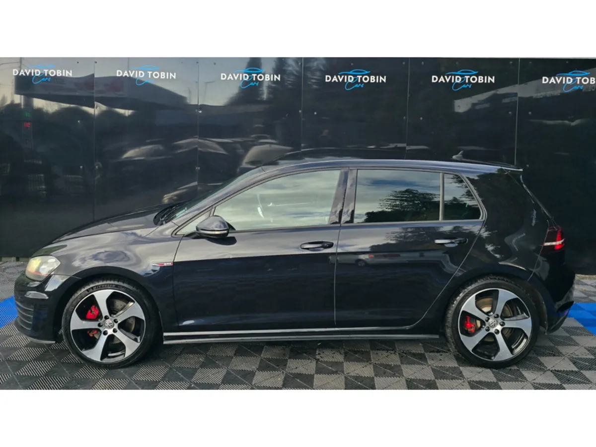 Volkswagen Golf Hatchback, Petrol, 2016, Black