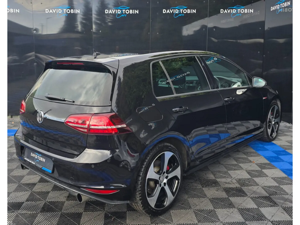 Volkswagen Golf Hatchback, Petrol, 2016, Black
