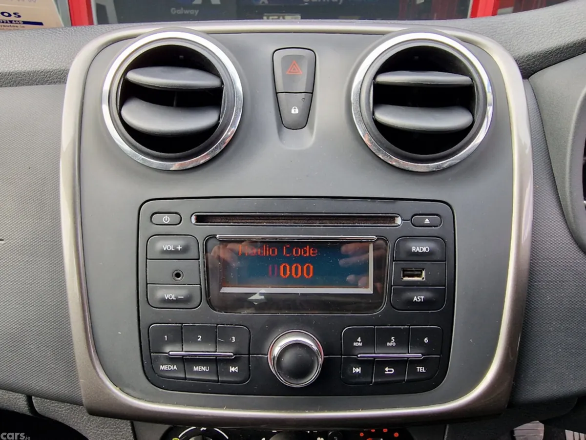 Dacia Sandero Stepway Hatchback, Petrol, 2014, Red