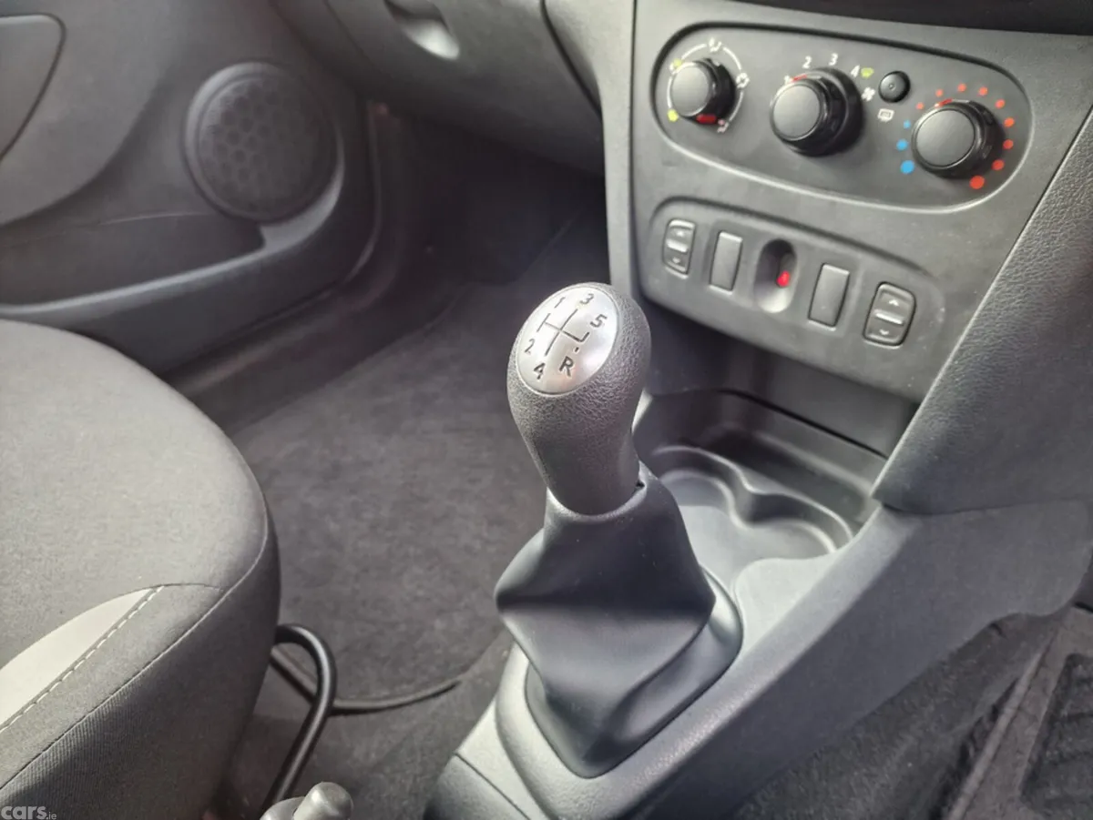 Dacia Sandero Stepway Hatchback, Petrol, 2014, Red