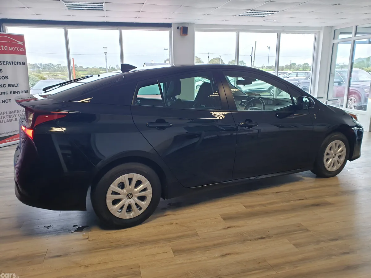 Toyota Prius Hatchback, Petrol Hybrid, 2021, Black