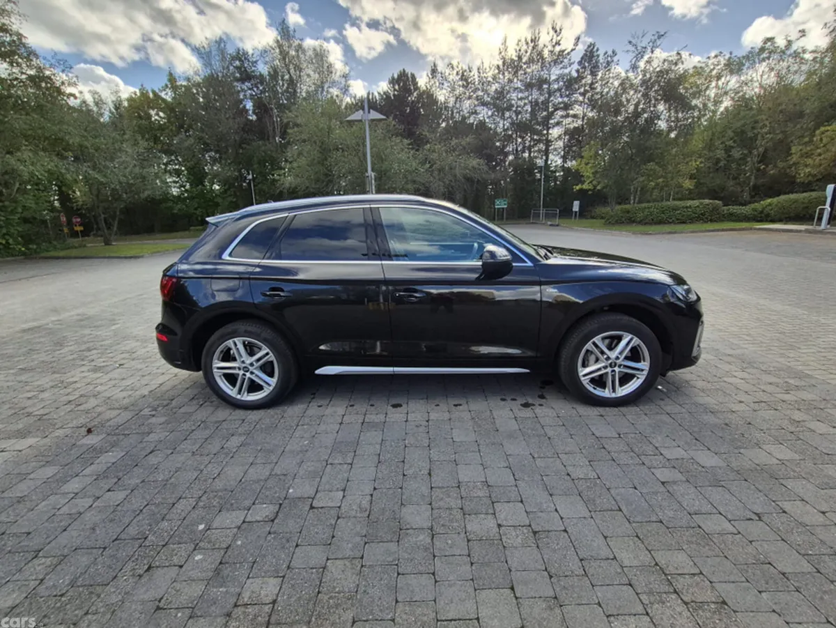 Audi Q5 Estate, Petrol Plug-in Hybrid, 2024, Black