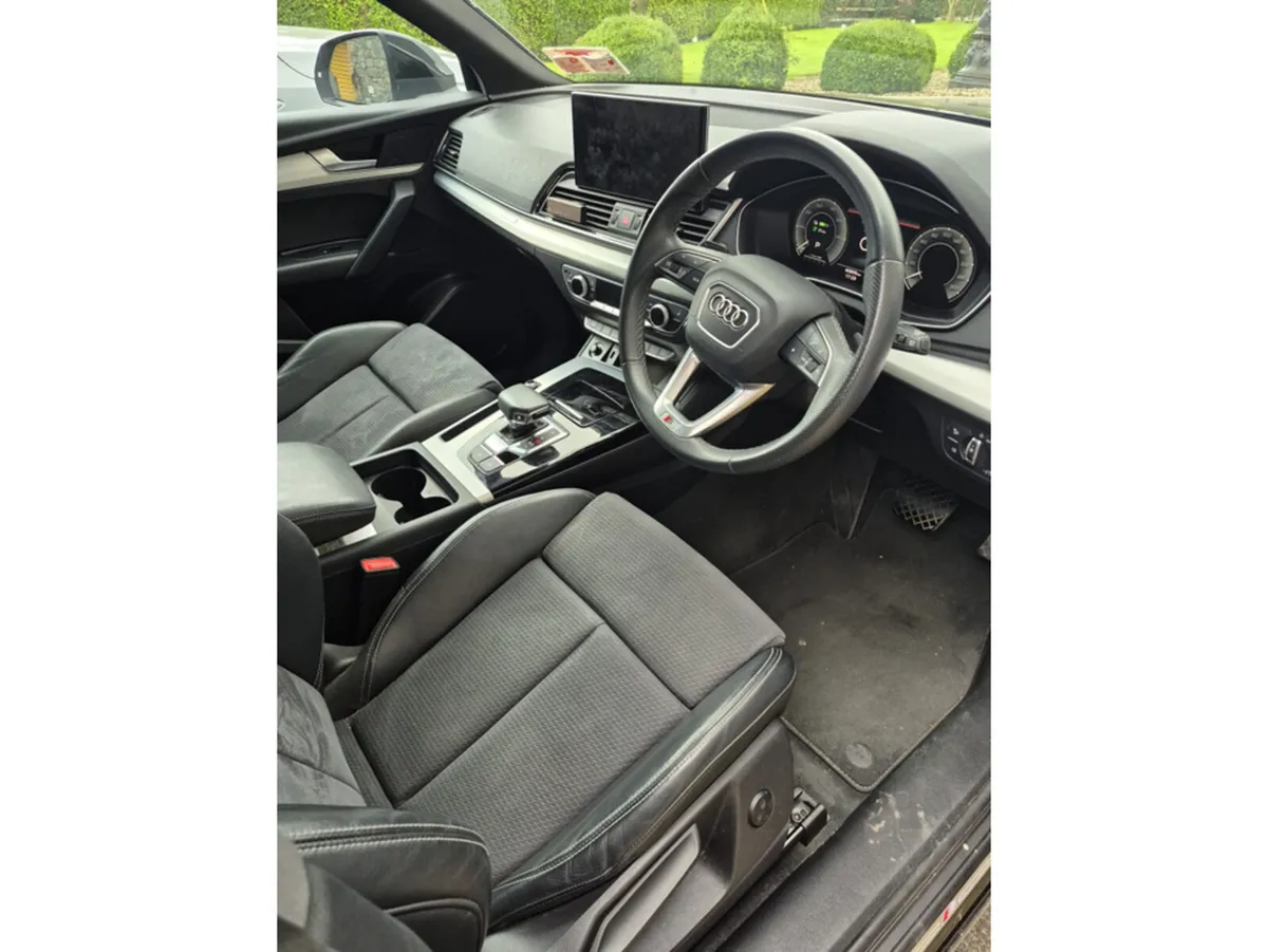 Audi Q5 Estate, Petrol Plug-in Hybrid, 2024, Black