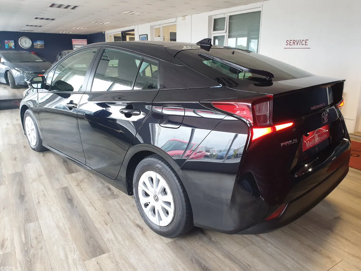 Toyota Prius Hatchback, Petrol Hybrid, 2021, Black